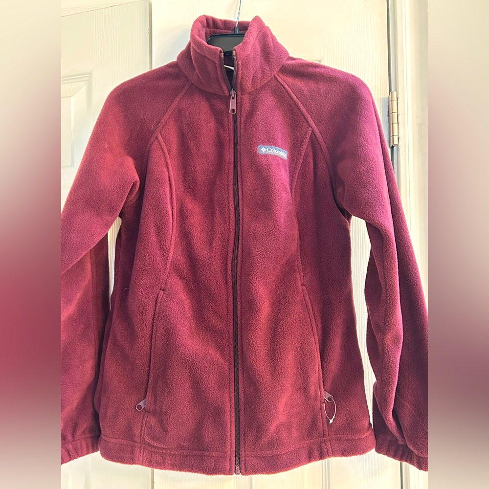 NWOT Columbia Women's Maroon Fleece Jacket Size Small